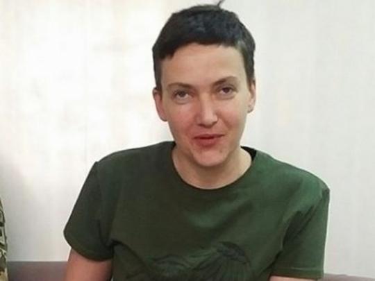 Голодающей Савченко в СИЗО принесли праздничный торт