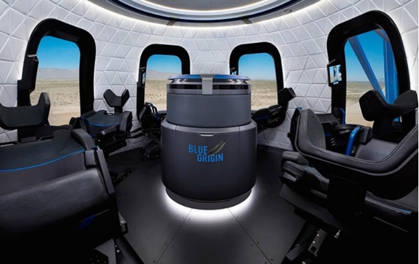 Названа стоимость полета в космос на корабле Blue Origin