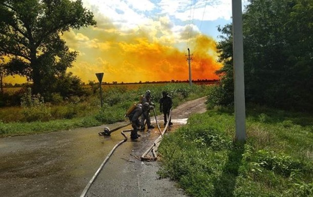 Под Днепром произошла утечка азотной кислоты