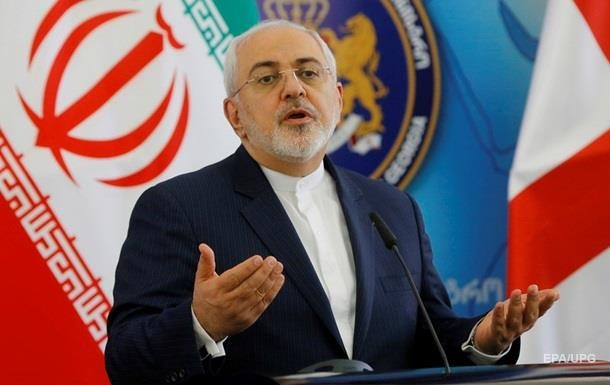Иран: Под санкции США попали затонувший танкер и лопнувший банк