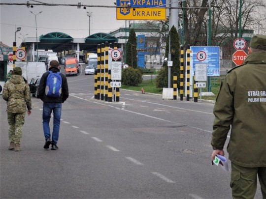 На границе поймали украинца, который пытался проникнуть в Польшу нетрадиционным способом