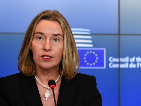 Украина стала более крепкой, чем была пять лет назад, — Могерини