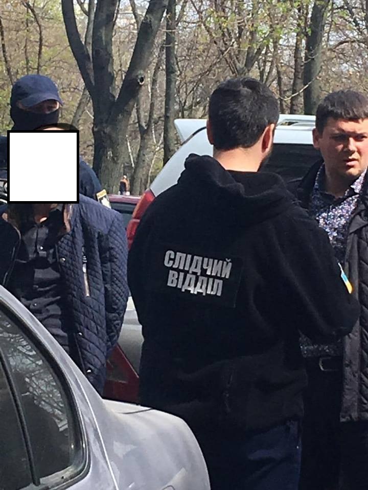 В Одессе на взятке 10 тысяч долларов задержан прокурор