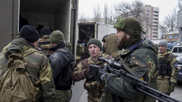 5 років тому: перша жертва російсько-української війни та гудок Ахметова