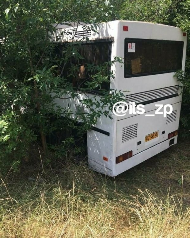 Автомобіль із кортежу Зеленського потрапив у ДТП з автобусом, повним дітей