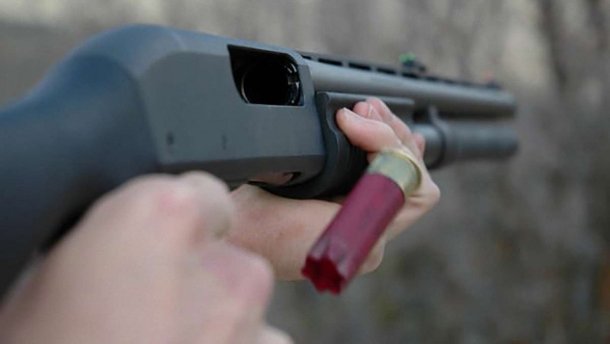 Чоловіки почали розстріл з рушниці на Буковині: є жертви