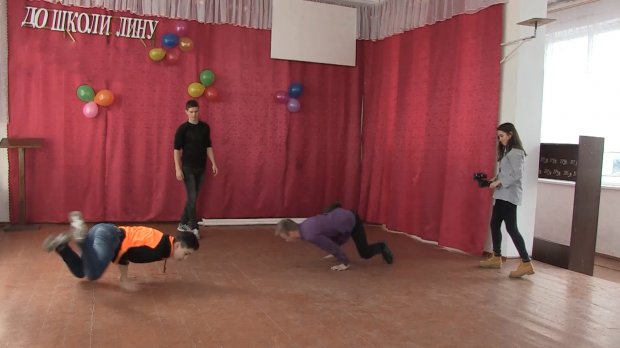 Діти на Херсонщині знімають реаліті-шоу про шкільне життя