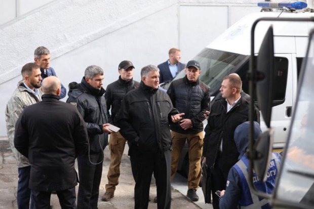 Головні новини 18 вересня: у Києві чоловік погрожував підірвати міст і вимоги України в Мінську