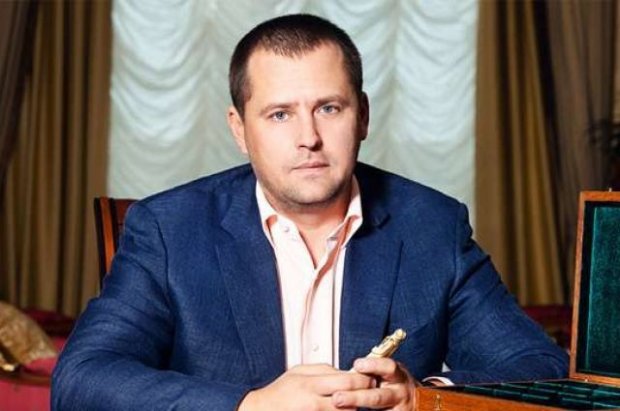 Кошерна їжа, ручки Parker та Олег Винник: на що витрачає держбюджет влада Дніпра