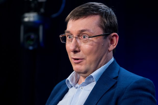 Луценко проти ЗМІ: як Генпрокуратура закриває рот журналістам