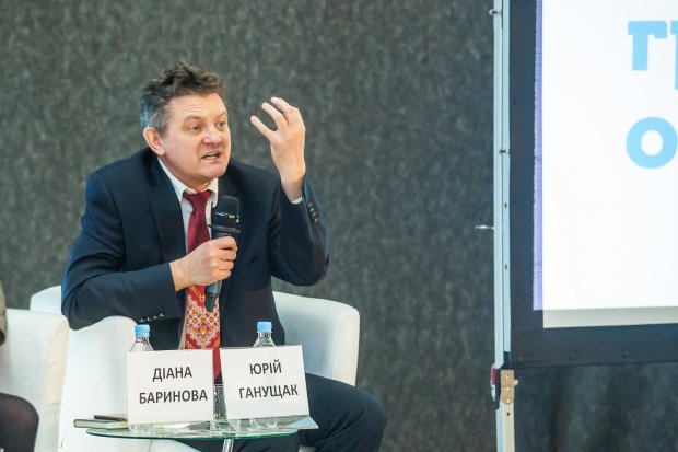 Регіони просять вогню: чи готові обєднуватися міста і села України?