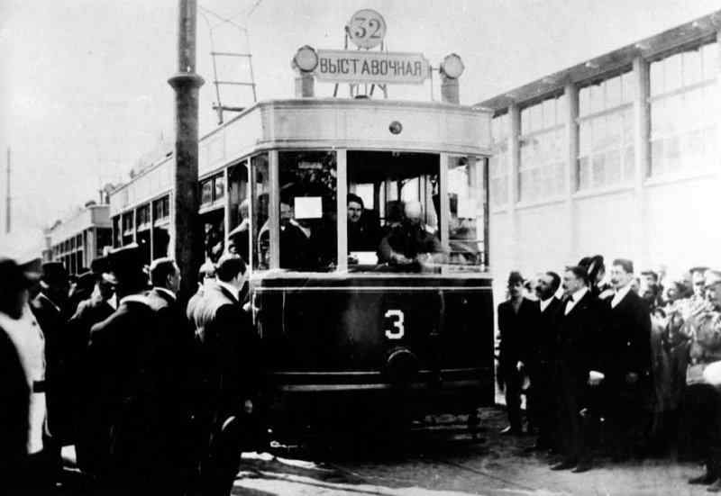 Сегодня — 109 лет со дня запуска электротрамвая в Одессе: горожан зовут на экскурсию