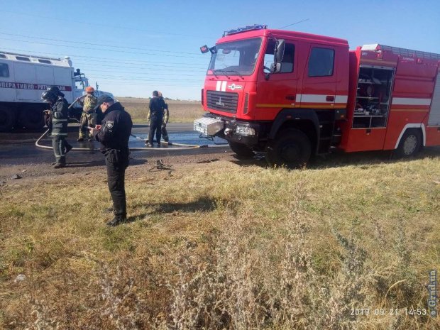 У ДТП на одеській трасі загинули 9 осіб: усе, що відомо наразі