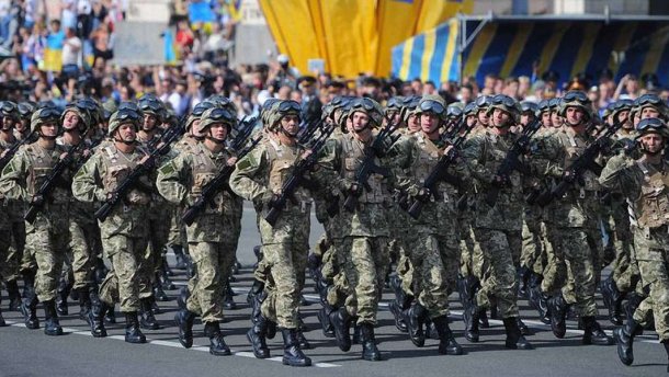 Военный парад – это карго-культ по совку, или Почему его не стоит проводить в Киеве
