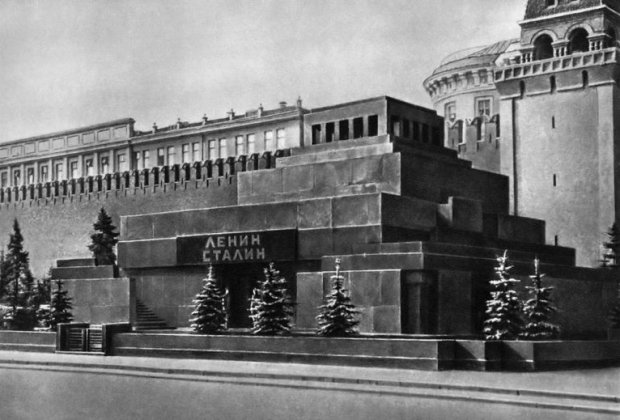 Вспомнить Всё: от культа до гонок на лафетах
