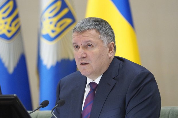Втратить посаду чи посилить свій вплив: про долю Авакова після виборів