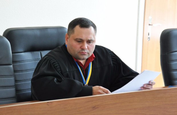 Як фігуранти справ НАБУ намагаються розвалити висунуті їм звинувачення завдяки рішенням судів