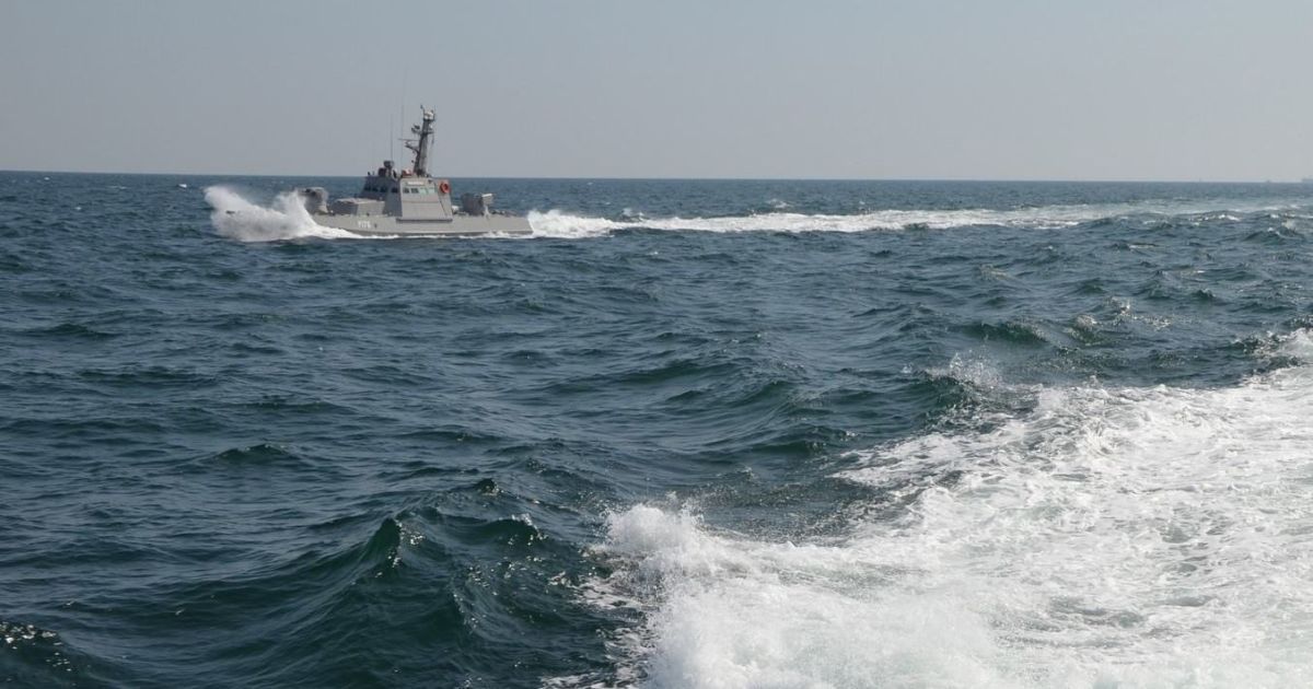 Что означает введение военного положения. Ограничения и запреты