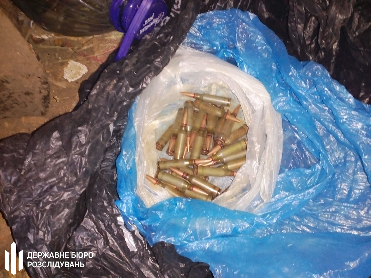 ГБР: Мужчина, который в Полтавской обл. бросил в женщину гранату, оказался сотрудником полиции