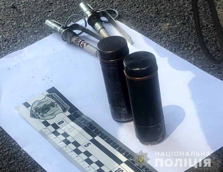 Иностранца со взрывчаткой и оружием задержали киевские полицейские (ФОТО)