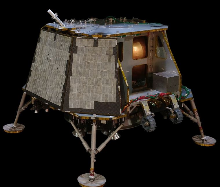 NASA в 2020 году отправит на Луну космический корабль с грузом — The New York Times (ФОТО)