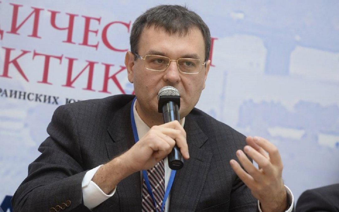 Никто права осуществлять услуги у предпринимателей не забирает — Гетманцев