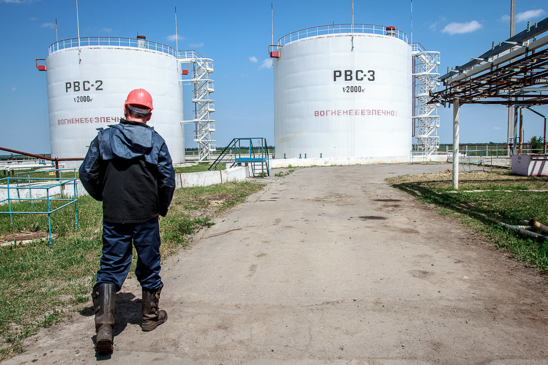 Ограничение импорта нефтепродуктов приведет к их подорожанию — эксперты
