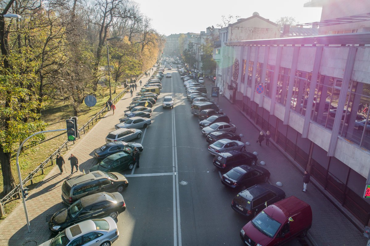 Опубликованы фото и видео митингов в центре Киева, снятые с высоты птичьего полета