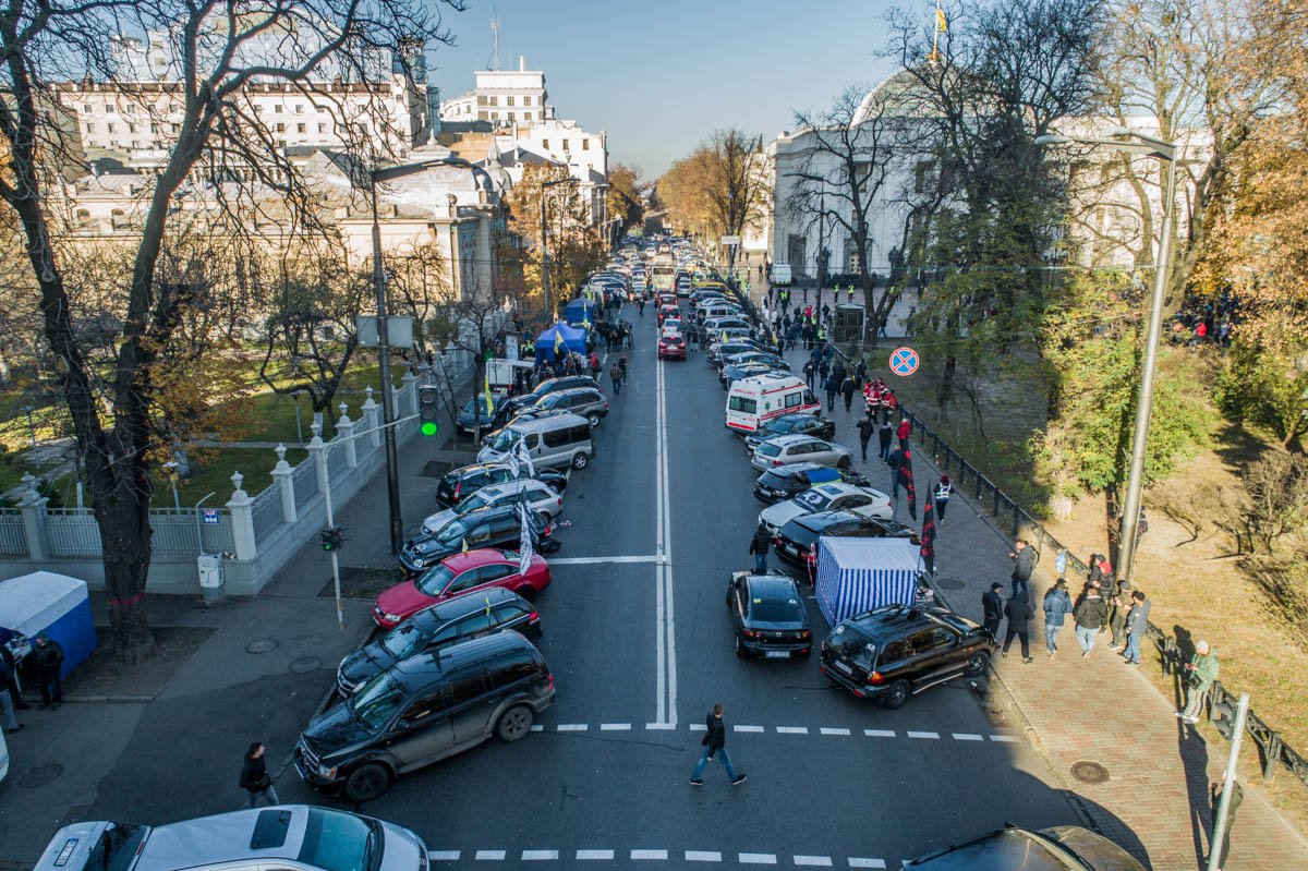 Опубликованы фото и видео митингов в центре Киева, снятые с высоты птичьего полета
