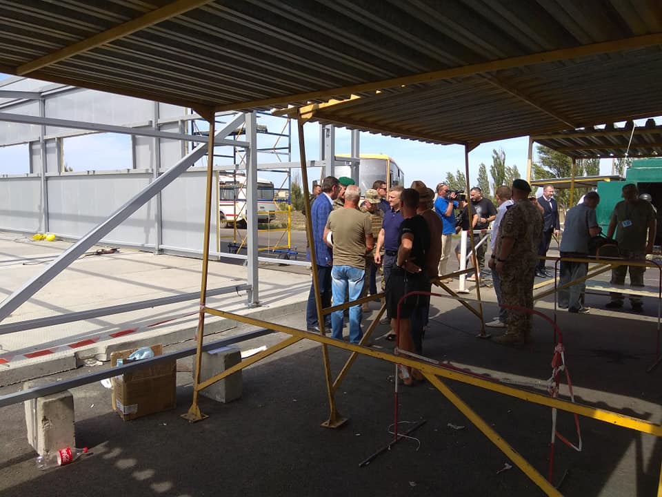 Реконструкция КПВВ Марьинка обошлась в 10 млн гривен, - Лысенко