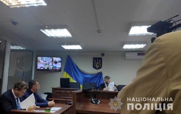 Суд арестовал двух сотрудников Института рака
