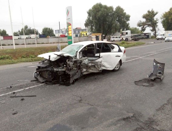 Тройное ДТП под Полтавой: один человек погиб, пятеро травмированы
