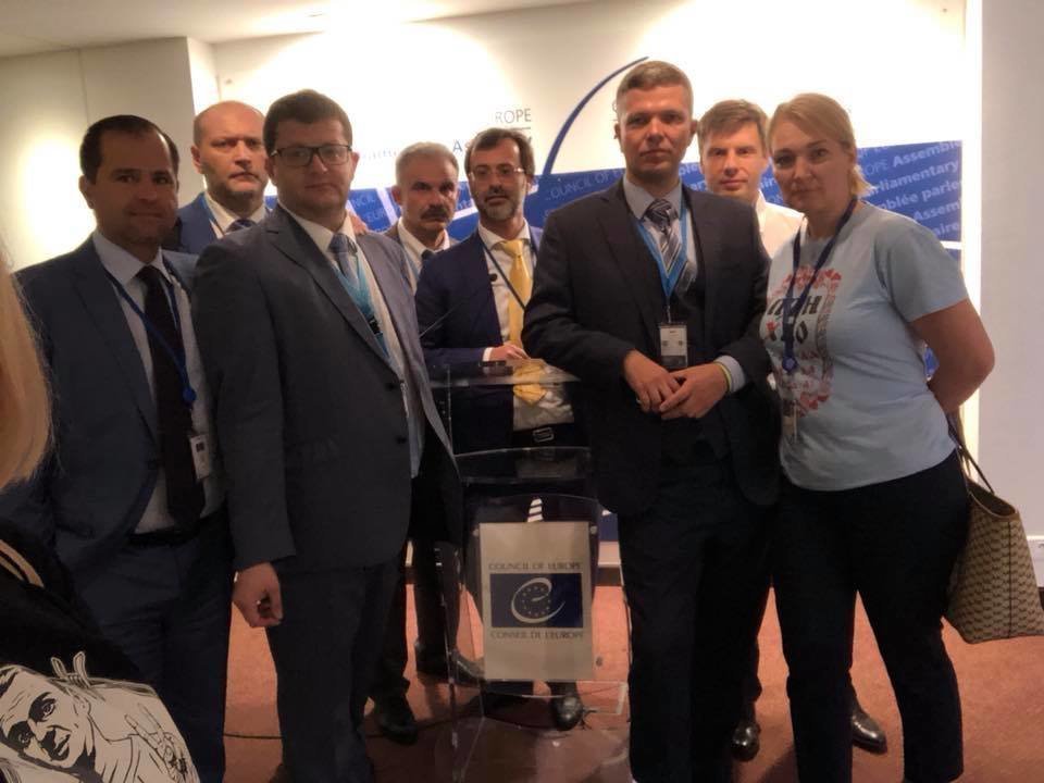 Украина приостанавливает участие в работе ПАСЕ в знак протеста против решения по России