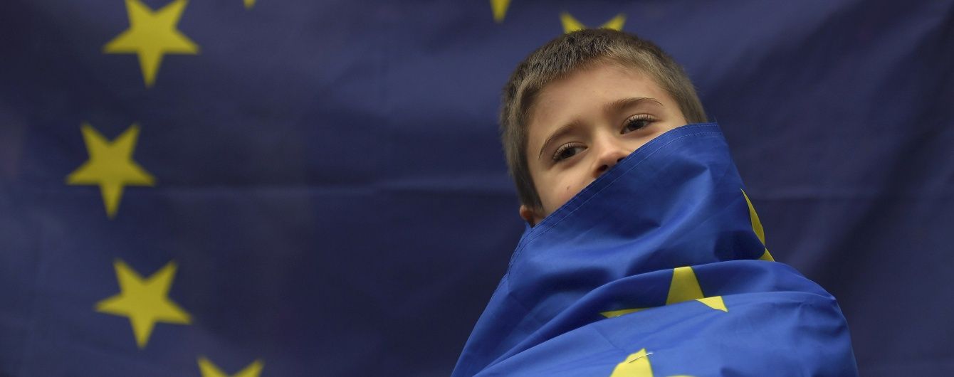 Украинцев пустили в Европу. Все, что нужно знать о безвизовом режиме с ЕС