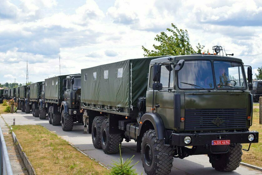 В 2019 году армии Украины передали более 800 единиц нового оружия