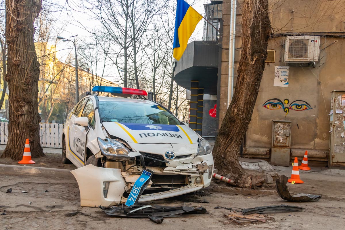 В Днепре воры пытались скрыться от патрульных, полицейские стреляли