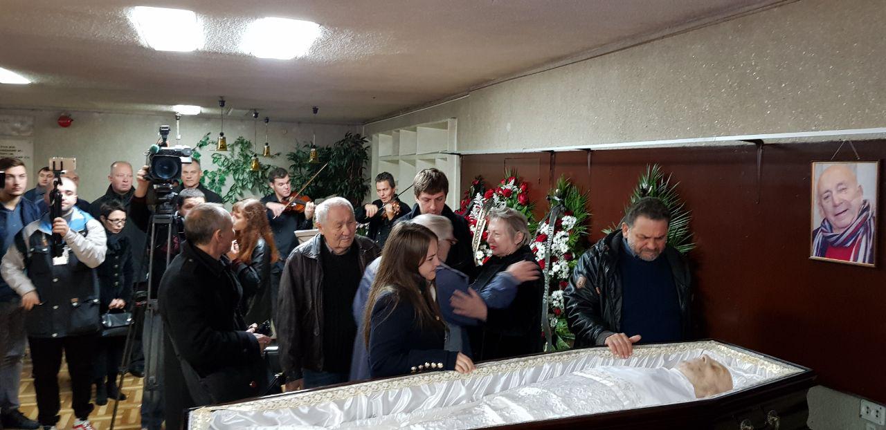 В Киеве прощаются с легендарным мультипликатором Давидом Черкасским (фото)
