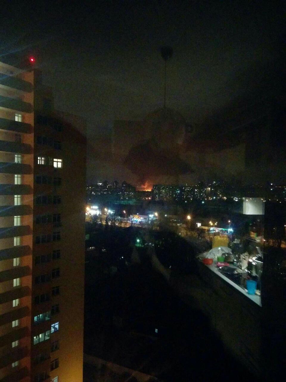 В Киеве в Гидропарке горит ресторан Млын