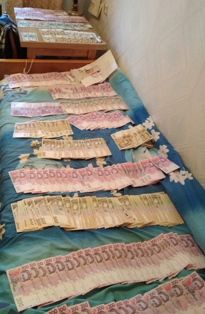 В Сумской обл. задержали врача, вымогавшего у участника ООС 140 тыс. грн за получение инвалидности