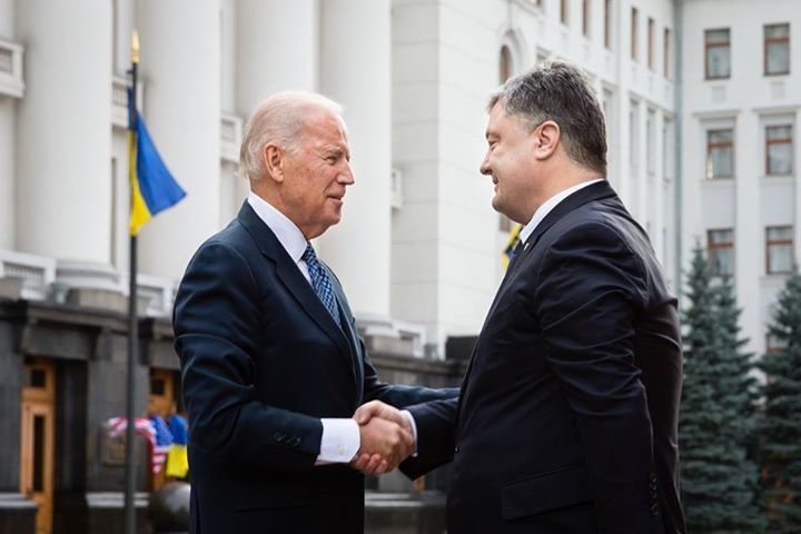 Порошенко и Байден начали переговоры