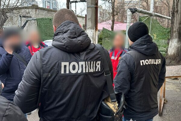 В одесской "экстренке" коррупционеры украли 3,7 миллиона 