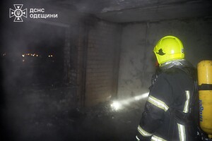 В Одессе горели балкон и квартира: пострадал мужчина